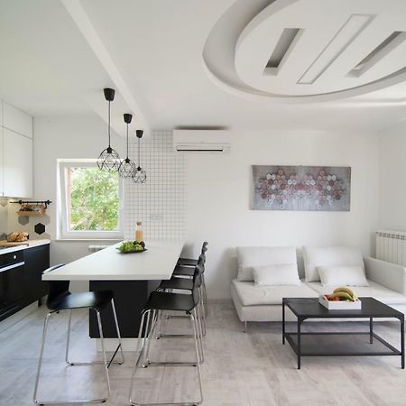 Apartments Eli 라빈 외부 사진